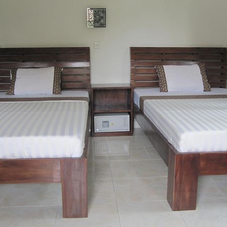 Galang Kangin Bungalows Amed  Room photo