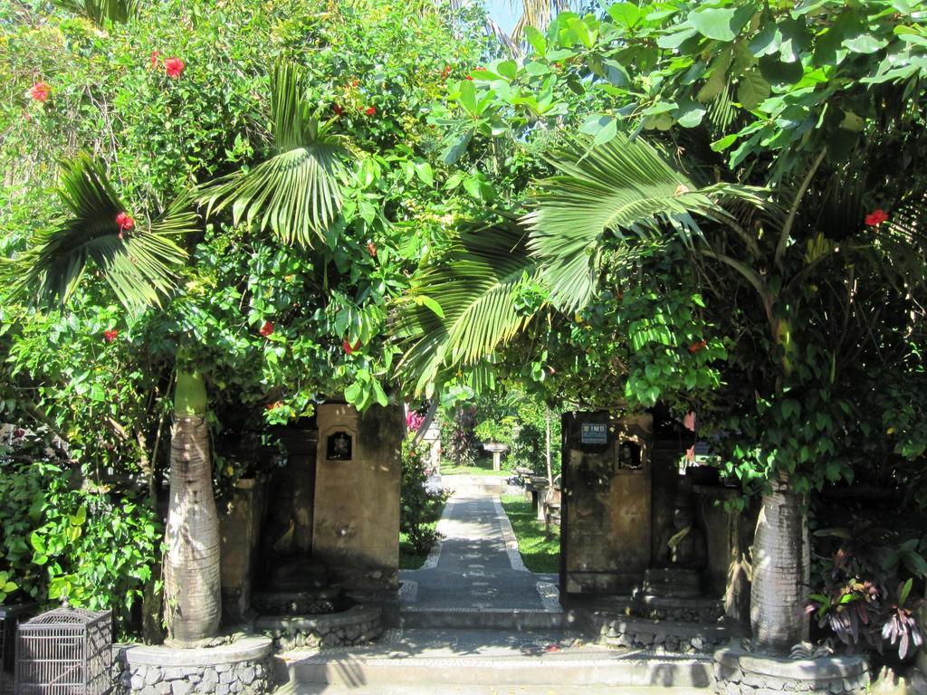 Galang Kangin Bungalows Amed  Exterior photo